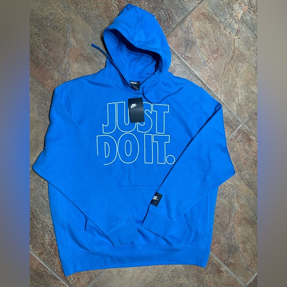 Nike Men's Blue Graphic Hoodie